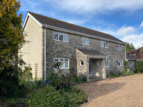 Glyde House
